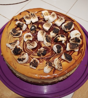 “Hot Chocolate” Swirl Cheesecake