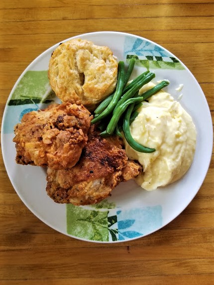 EXTRA CRISPY FRIED CHICKEN DINNER